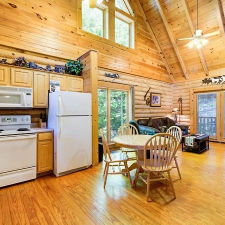 Bear Naked Βίλα Pigeon Forge Εξωτερικό φωτογραφία